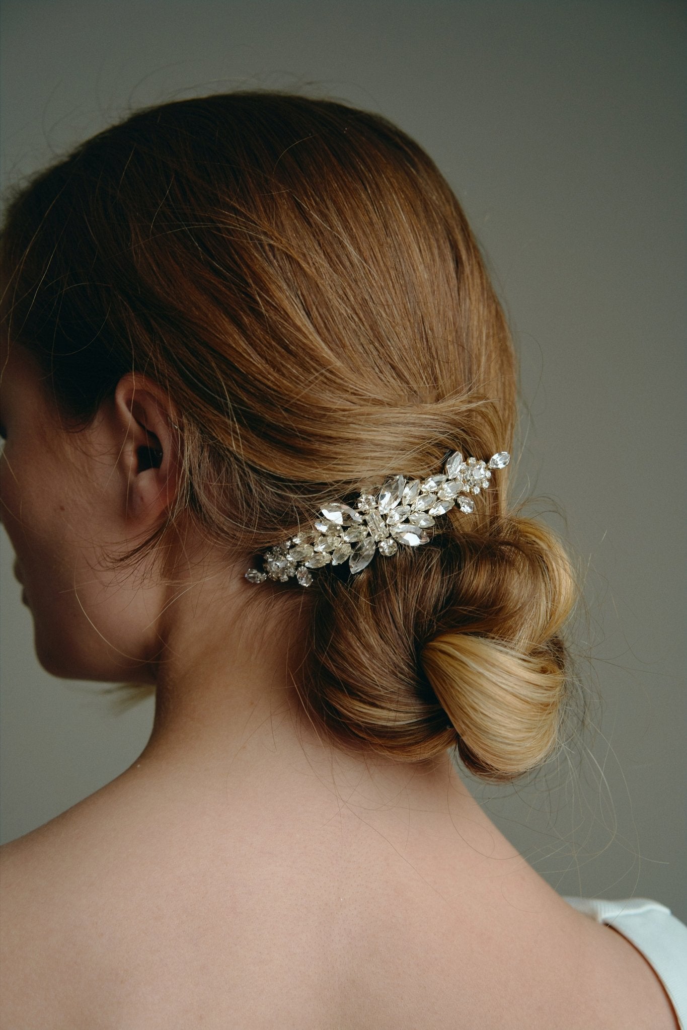 Model wears a vintage crystal wedding hair comb