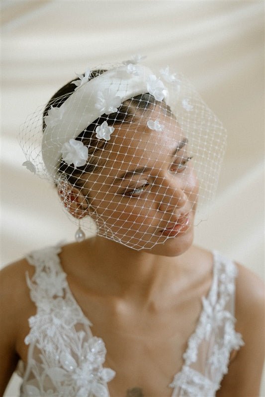 Fleur ivory Birdcage Veil With 3D Silk flowers