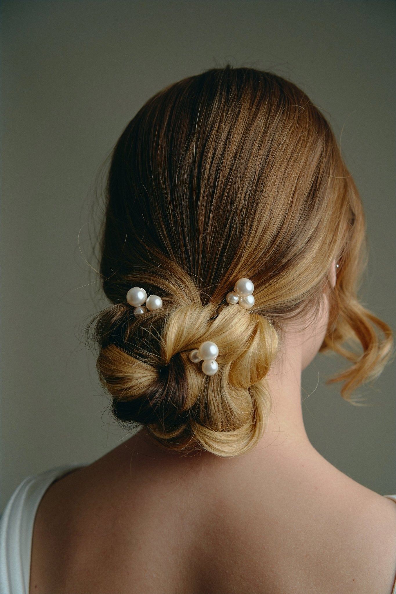 Ivory Cluster Pearl Hair Pins Set