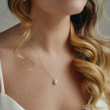 Silver teardrop freshwater pearl  necklace