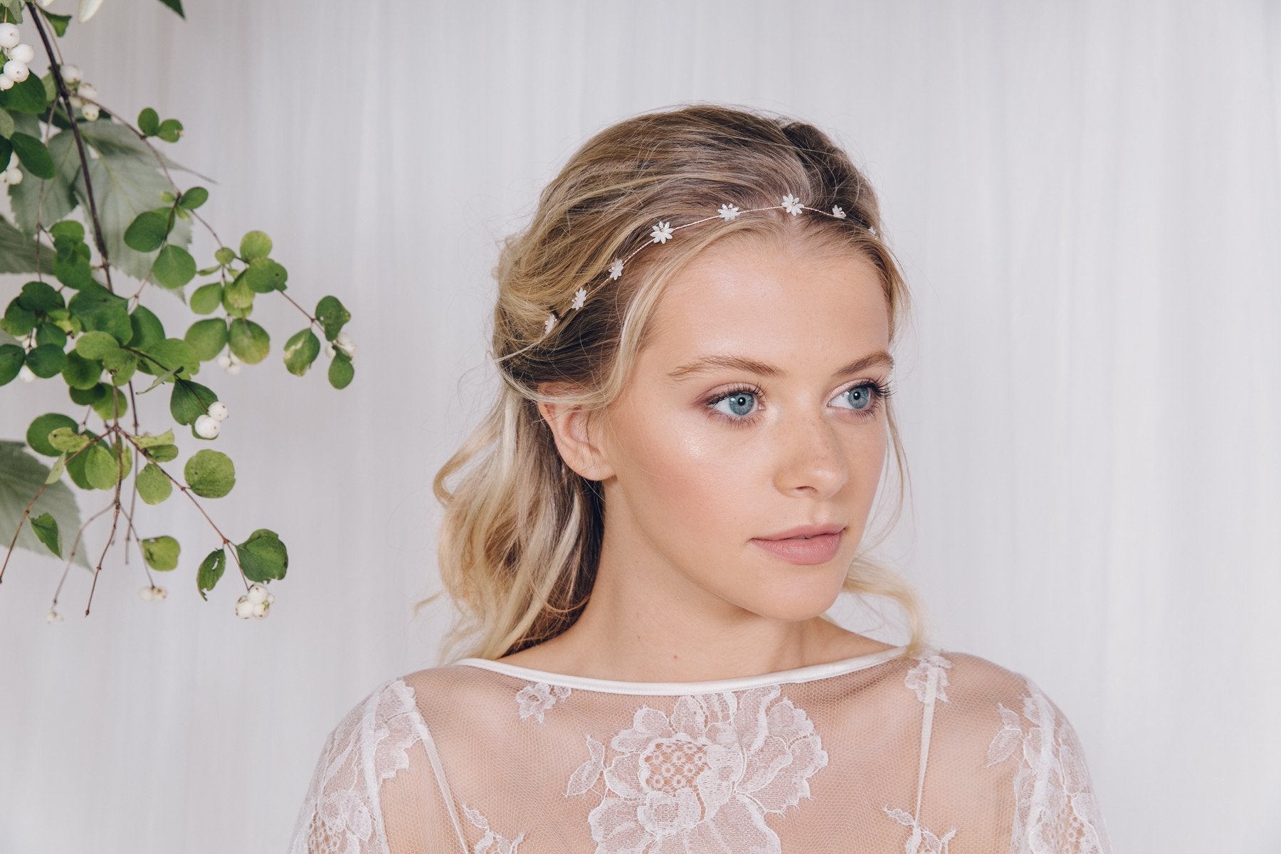 Daisy Simple Flower Wedding Headband