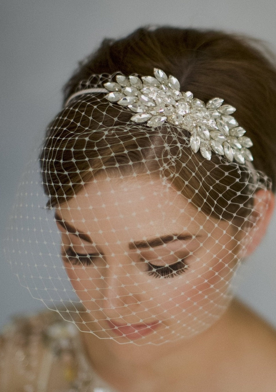Standard birdcage veil in ivory with deco crystal headband