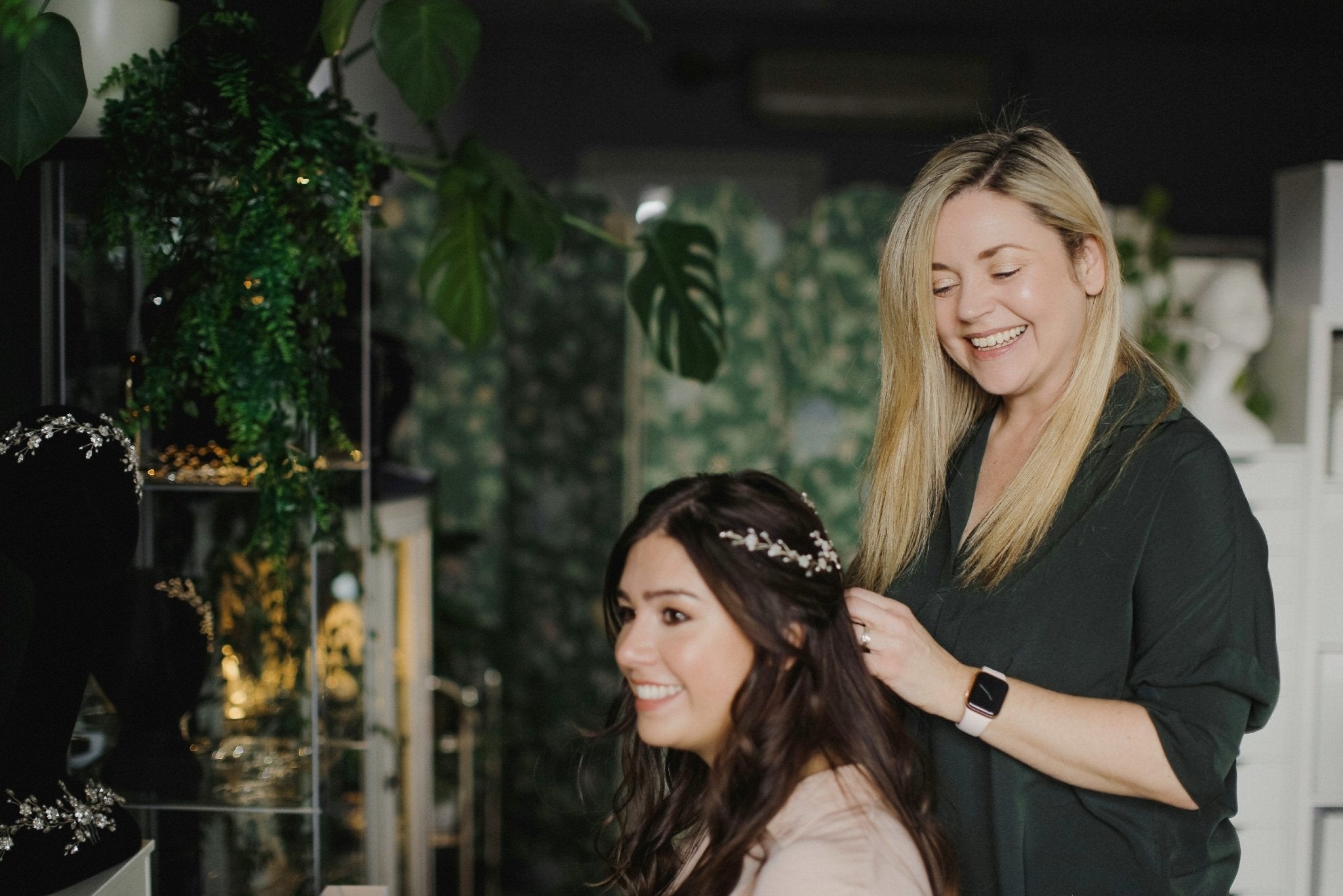 What to expect from a bespoke bridal hair accessory consultation