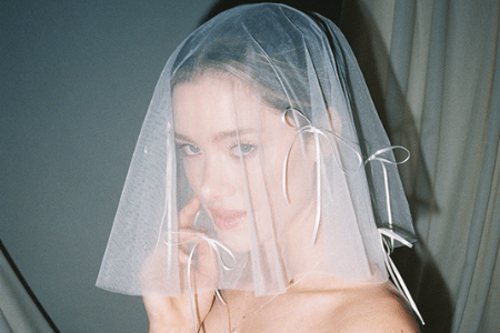 How to Wear - And Care For - Your Tulle Drop Micro Veil