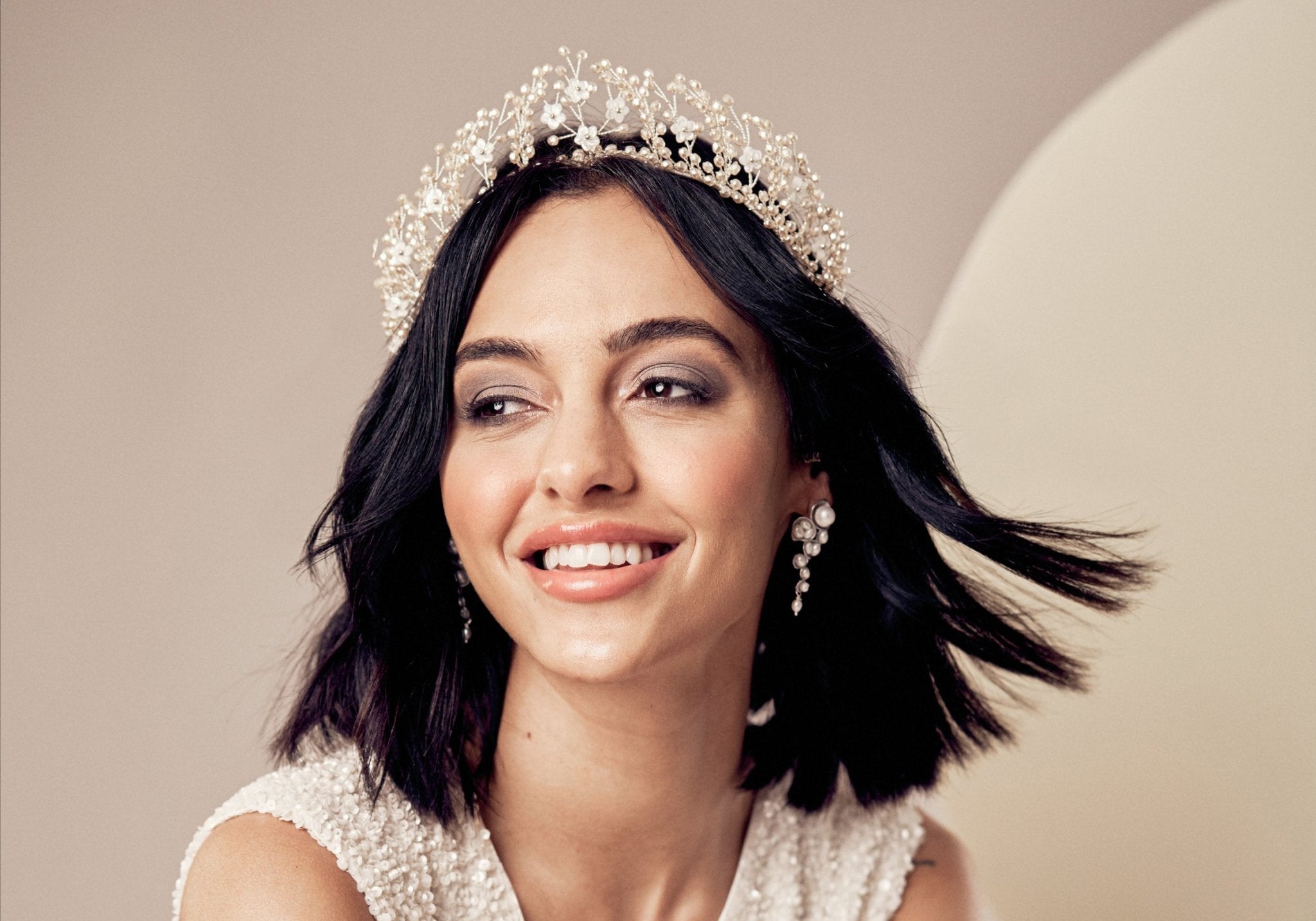 The Best Wedding Hair Accessories For Short Hair