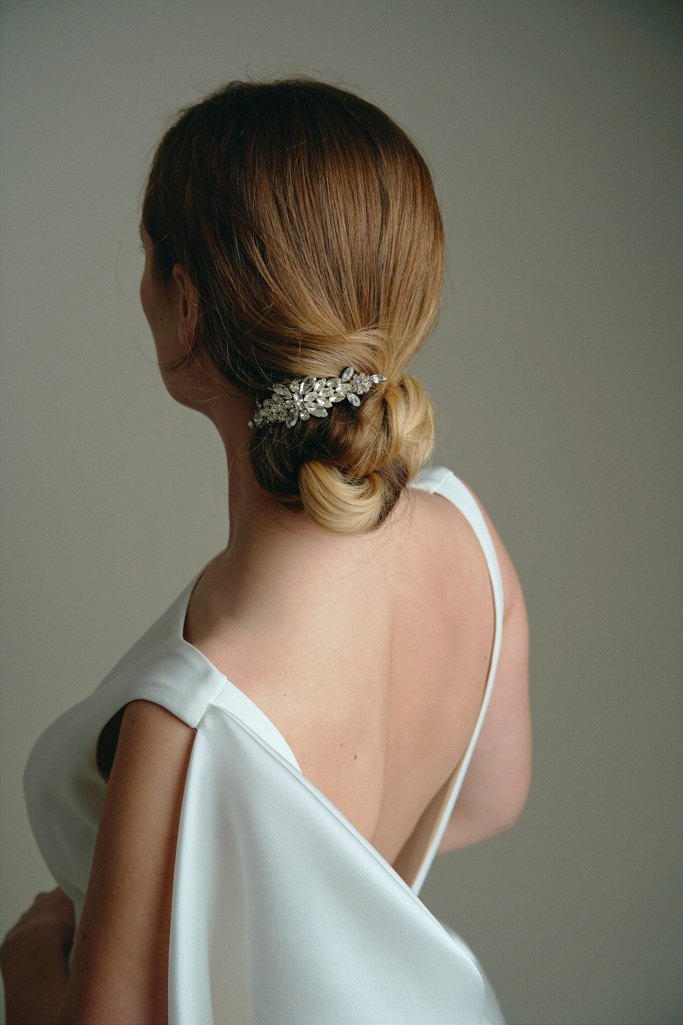Model wears a vintage crystal wedding hair comb