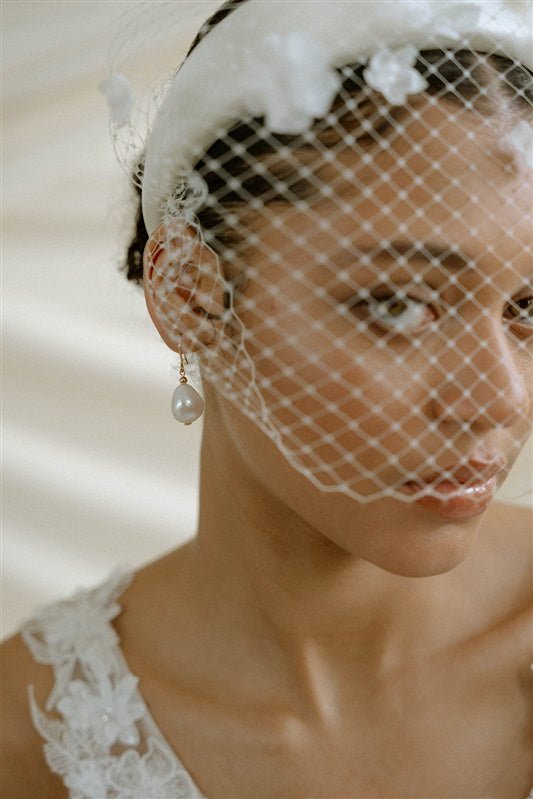 Fleur ivory Birdcage Veil With 3D Silk flowers 