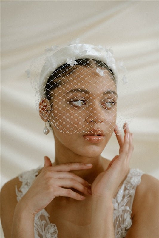 Fleur ivory Birdcage Veil With 3D Silk flowers 