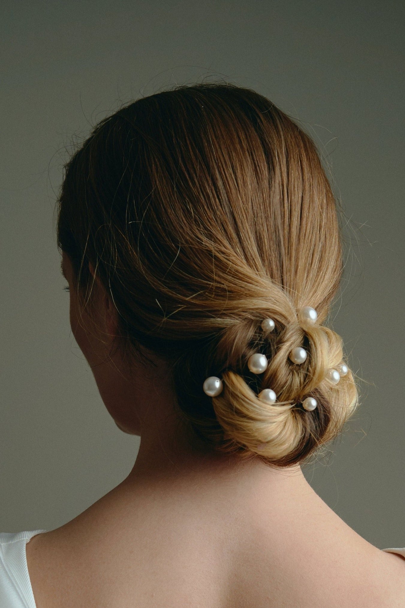 Prudence luxury pearl hair pins