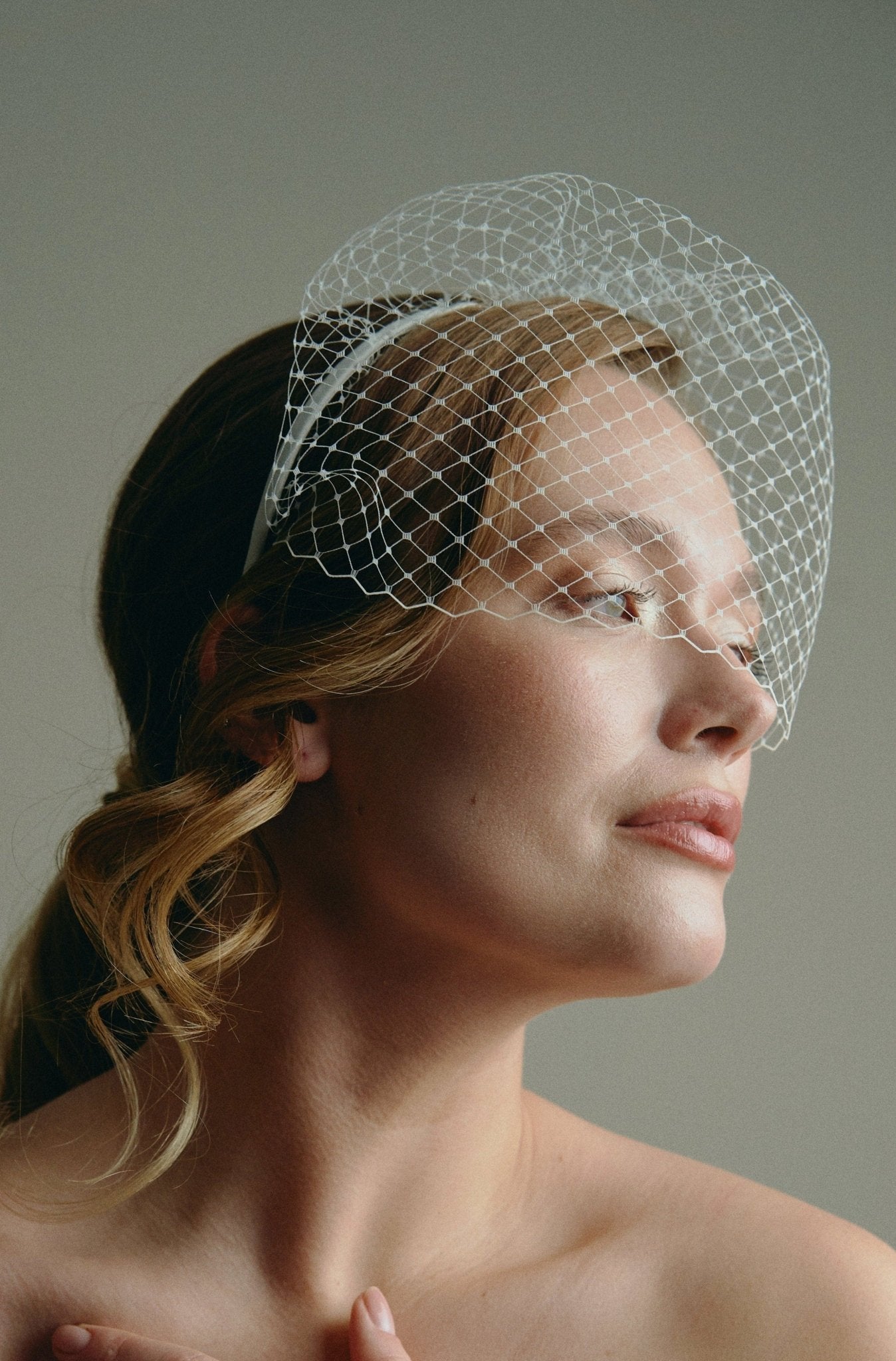 Wren ivory birdcage veil slim iheadband