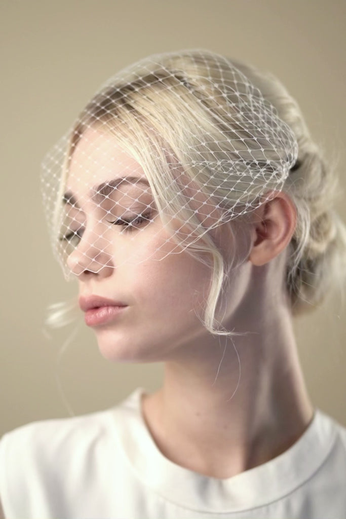 Mask Style Ivory Birdcage Wedding Veil – Debbie Carlisle