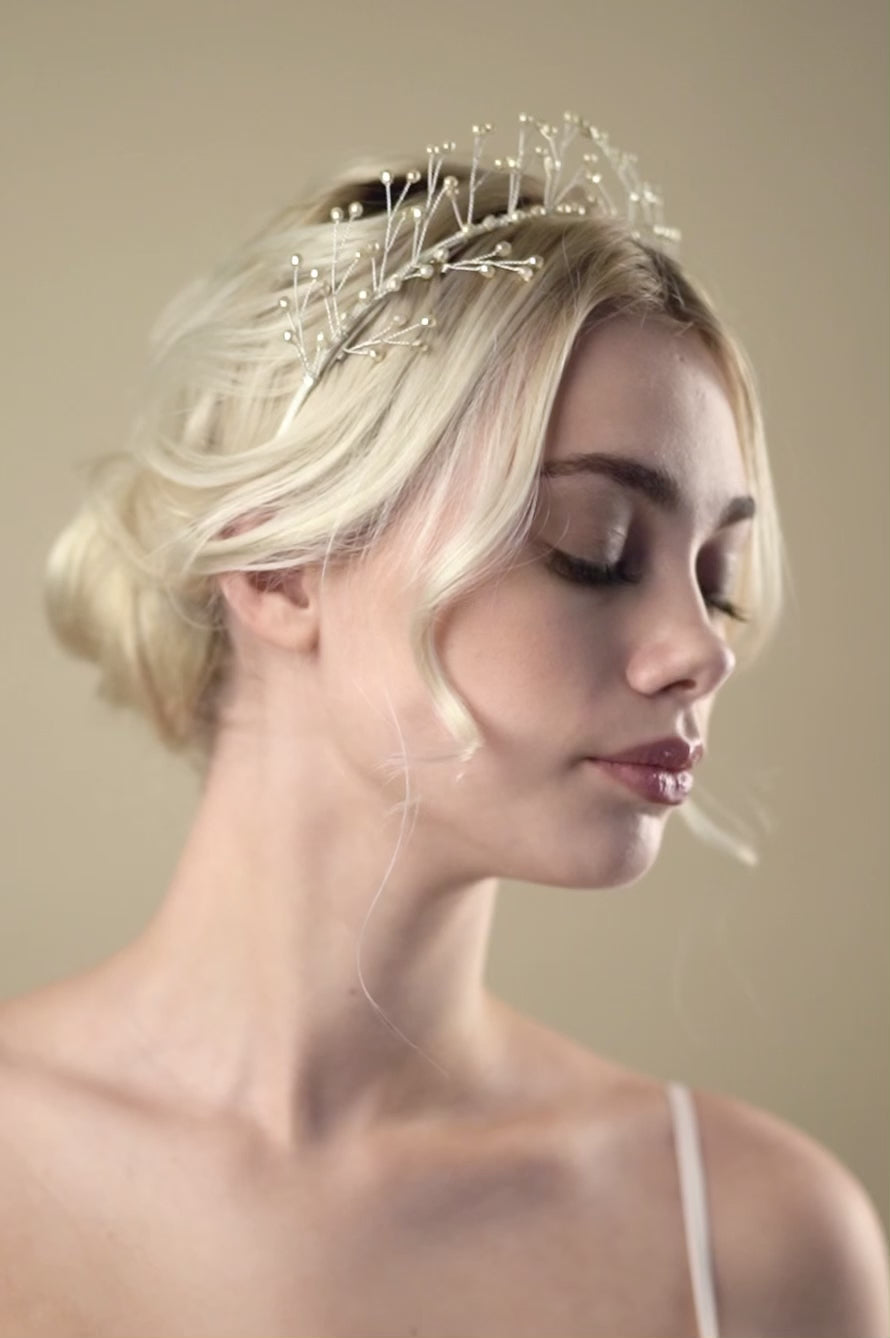 antique ivory rustic bridal crown with hairpins