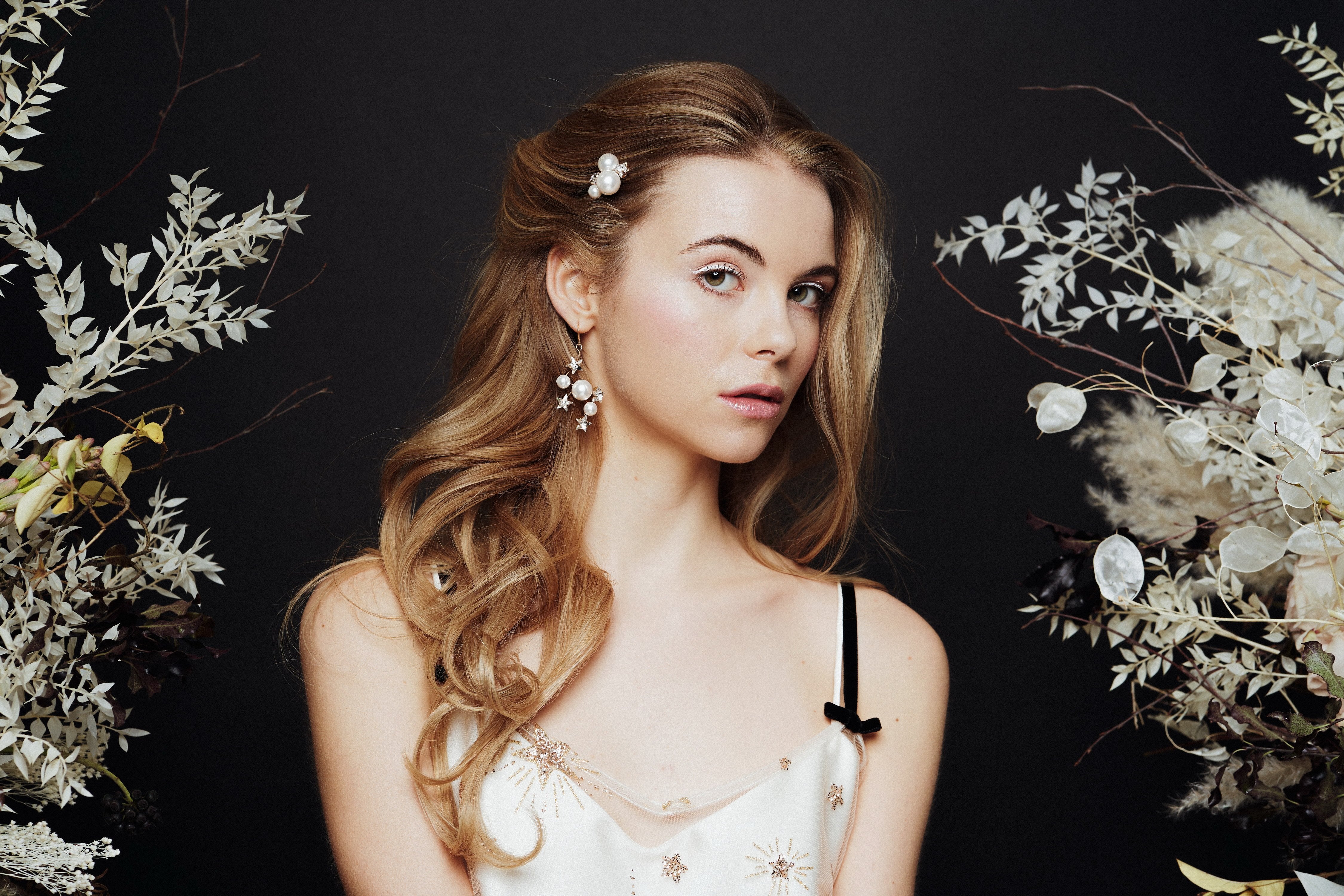 Single Astra Swarovski Crystal star and moon hair pin and Asteria bridal earrings