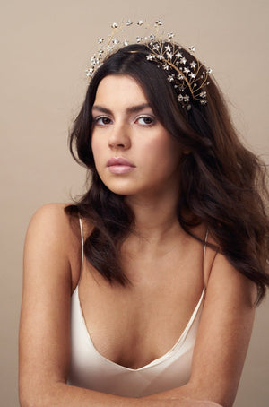 Star crown in gold with six matching hairpins - Starlet