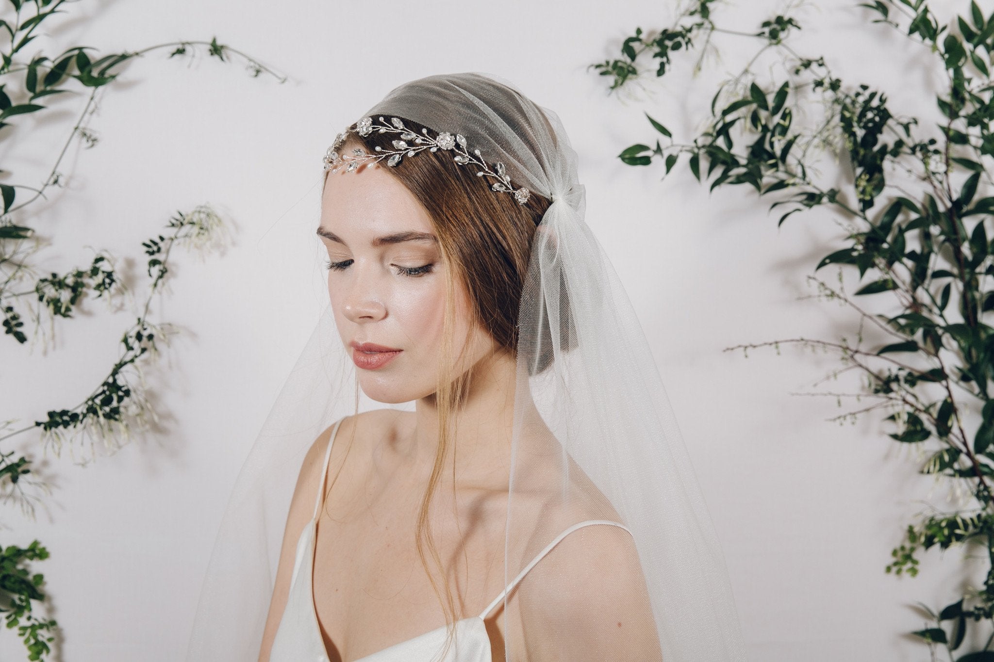 Bohemiam wedding tiara with Juliet Cap veil