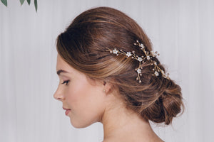 Small mother of pearl and crystal flower hairvine - Ivy