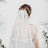 Pretty floral crystal and pearl wedding veil comb