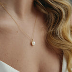  Lucy baroque pearl gold necklace 
