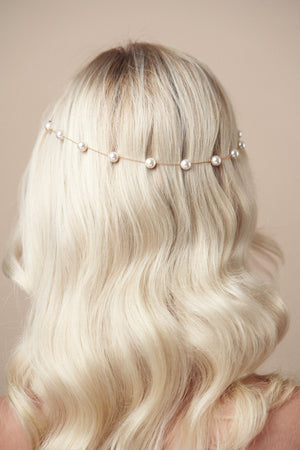 Simple pearl gold headband hairvine in back of the head  - Pru