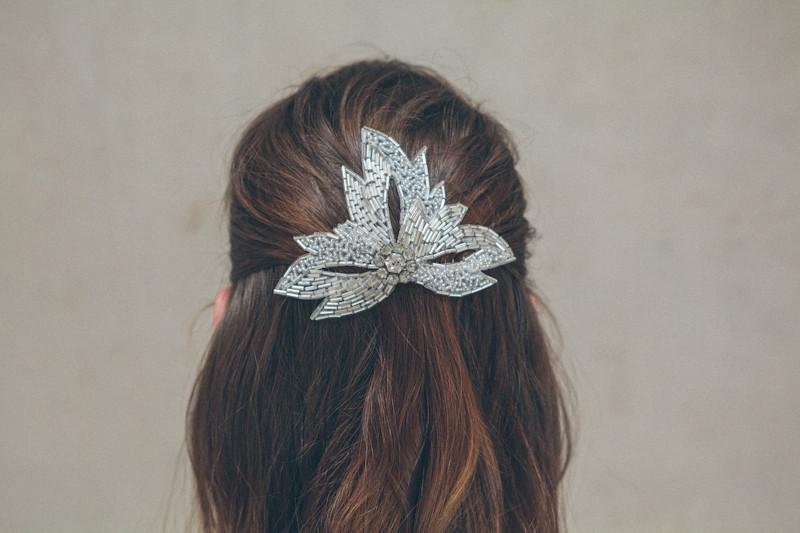 Olivia silver leaf hair comb - Debbie Carlisle