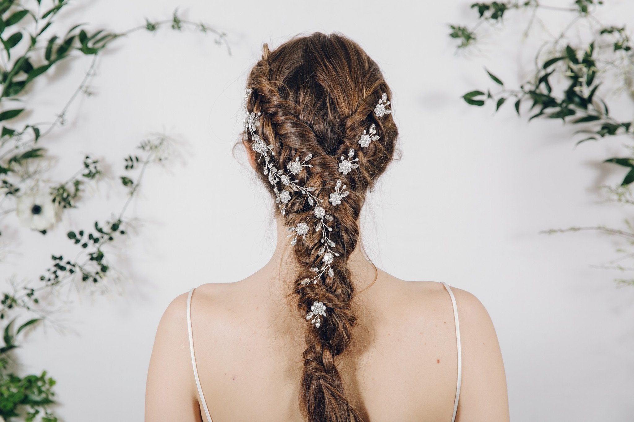 wedding hair pins plait set with hair vine